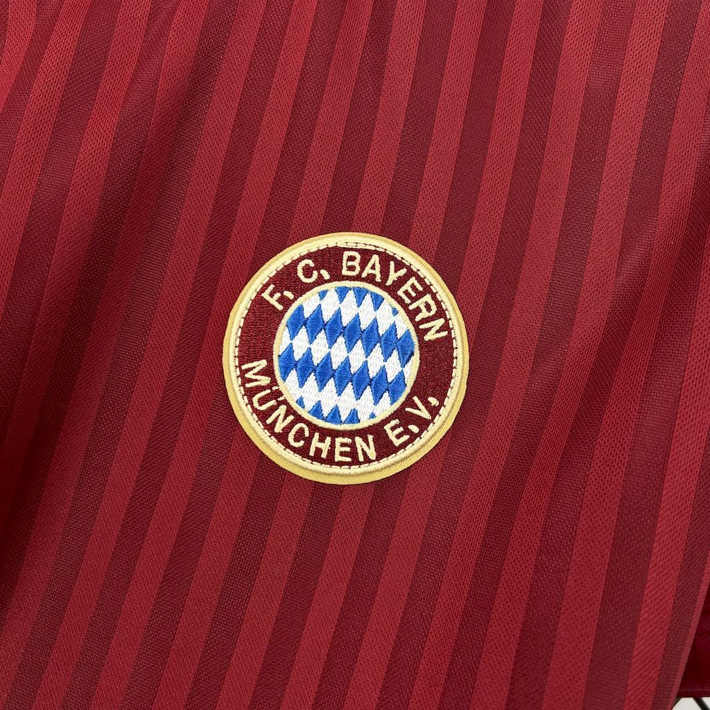 BAYERN MUNICH TERRACE ICONS 25/26